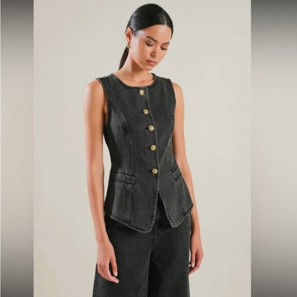 ✨ NEW ✨ Denim Pre-Washed Black w/Gold button detail vest, sizes Sm & Med - Picture 6 of 11